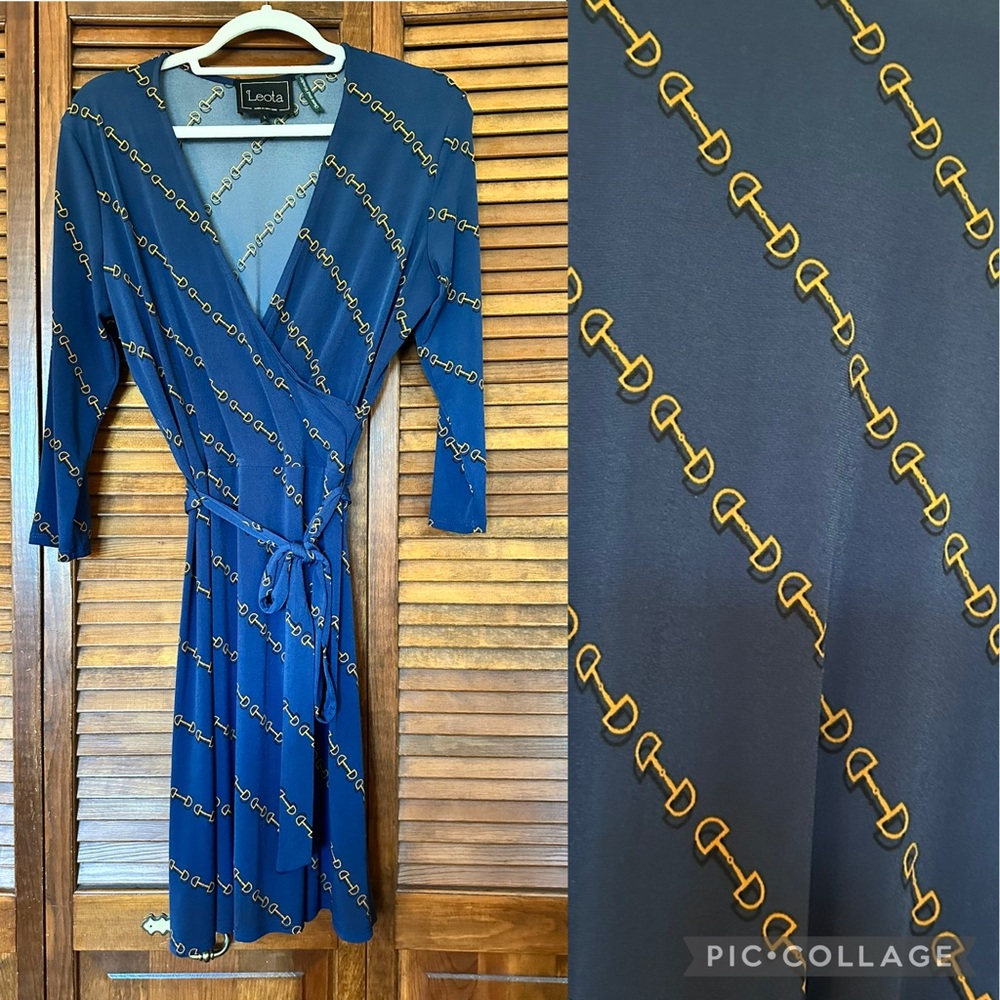 Leota Chase and Wonder horse bit wrap dress in size large.